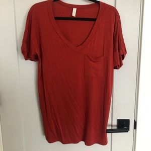 Rust v neck